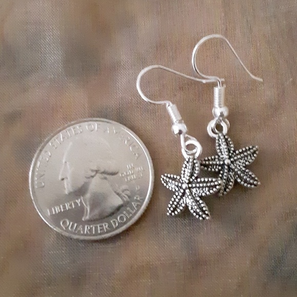 Silver Starfish Charm Earrings Dangle Hooks - Picture 4 of 6